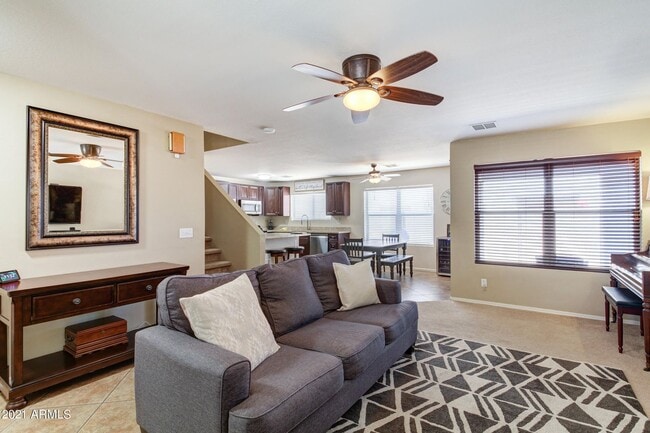 Foto del edificio - Fantastic Chandler Home!