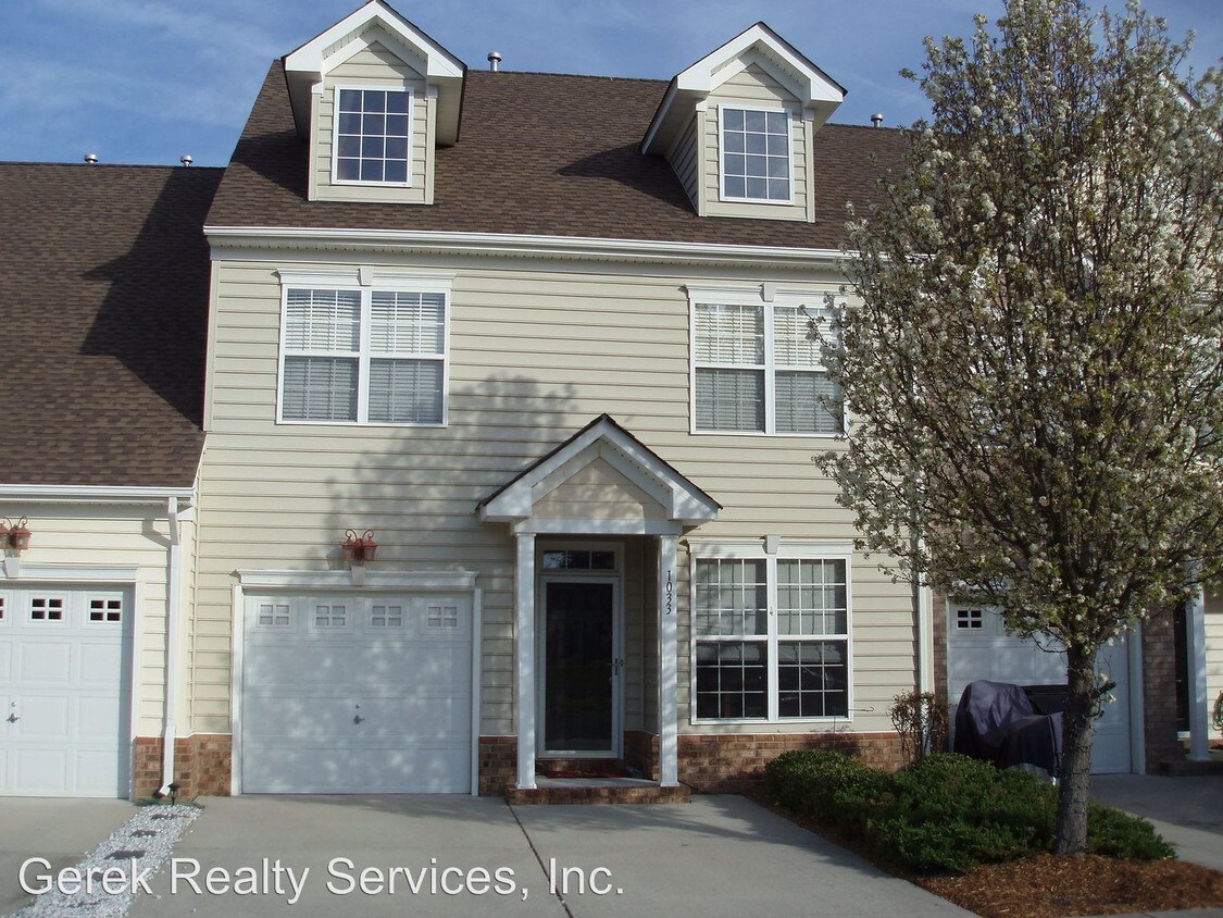1033 Lambourne Ln, Virginia Beach, VA 23462 House Rental in Virginia