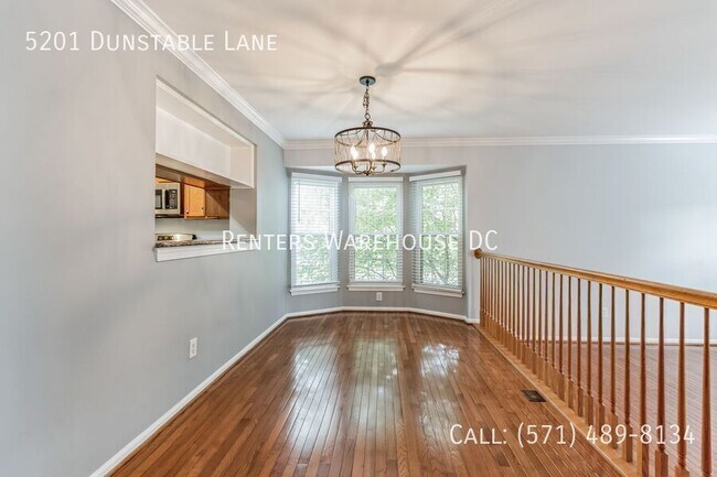 Foto del edificio - 5201 Dunstable Ln