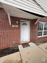 Building Photo - 1811 Winfield Park Dr