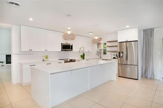 Building Photo - 6841 SW 130th Terrace