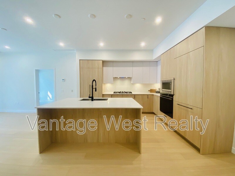 Photo principale - 9652-9652 Benchland Dr