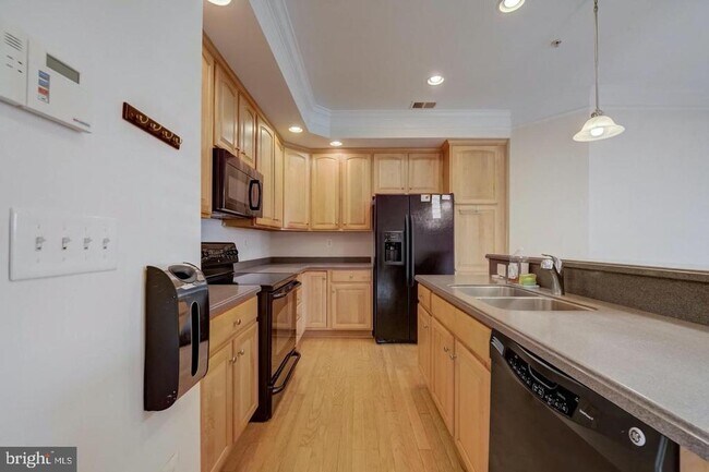 Building Photo - 302 Dr Andrews Way