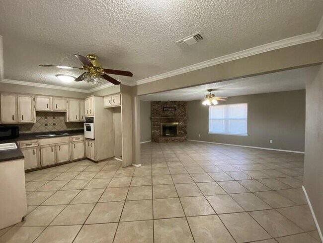 Foto del edificio - Country living near town! 3 bed 2 bath hom...