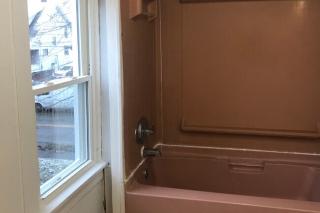 Foto del edificio - 2822 4th St NW