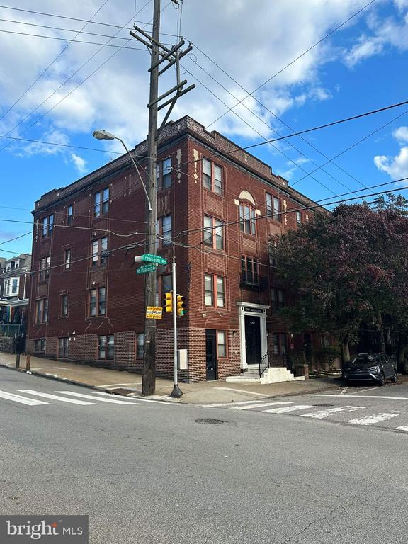 Building Photo - 7057 Cresheim Rd