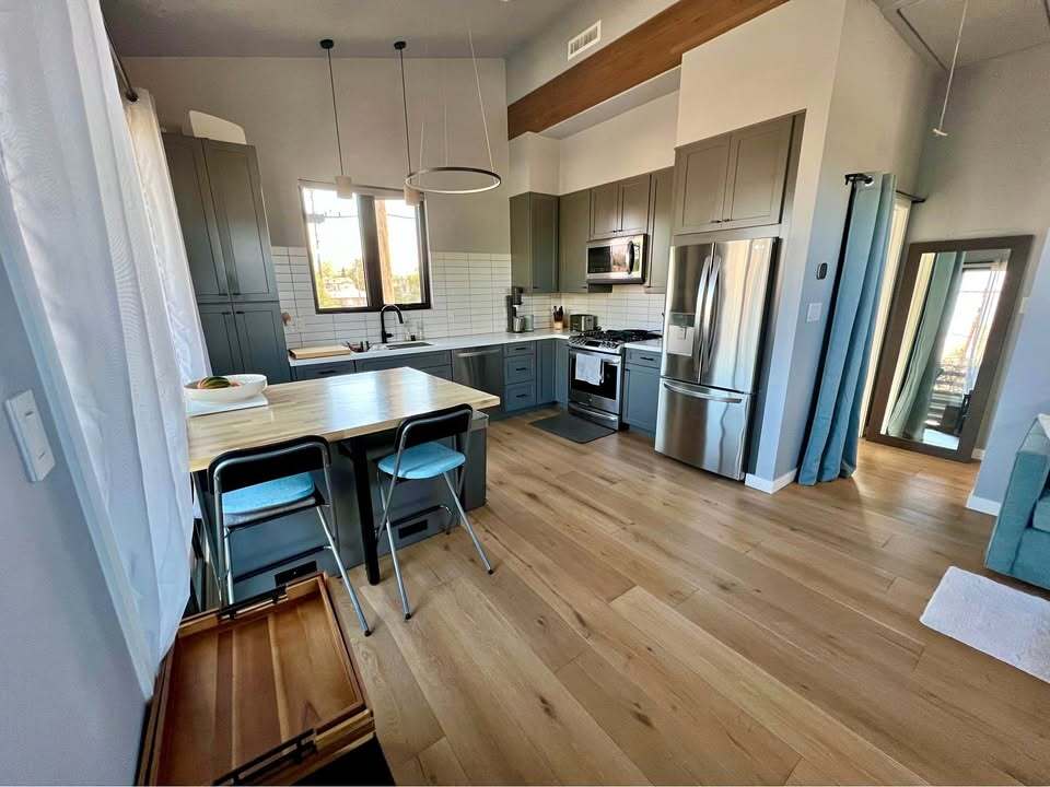 Kitchen and Dining - 11044 Aletta Ave