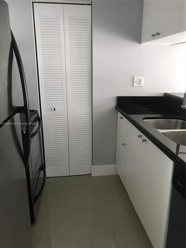 Foto del edificio - 850 N Miami Ave