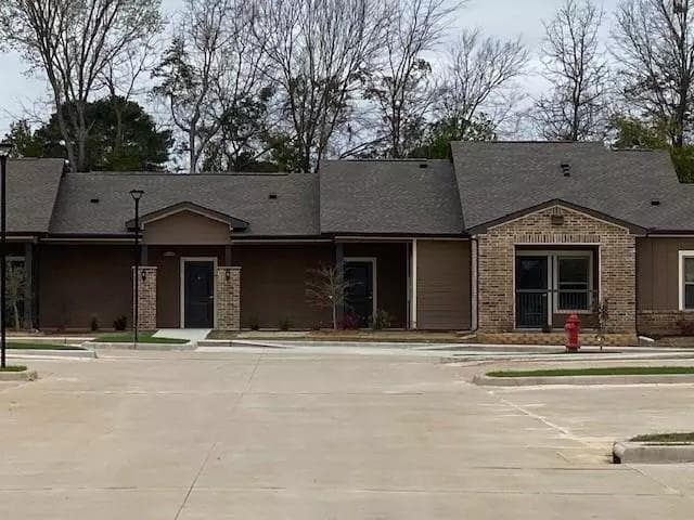 Building Photo - 505 Sunset Dr