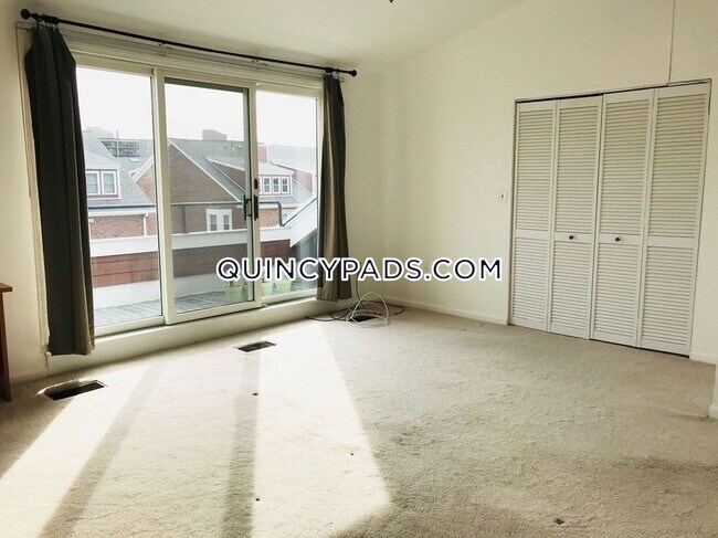 Building Photo - 164 Quincy Shore Dr