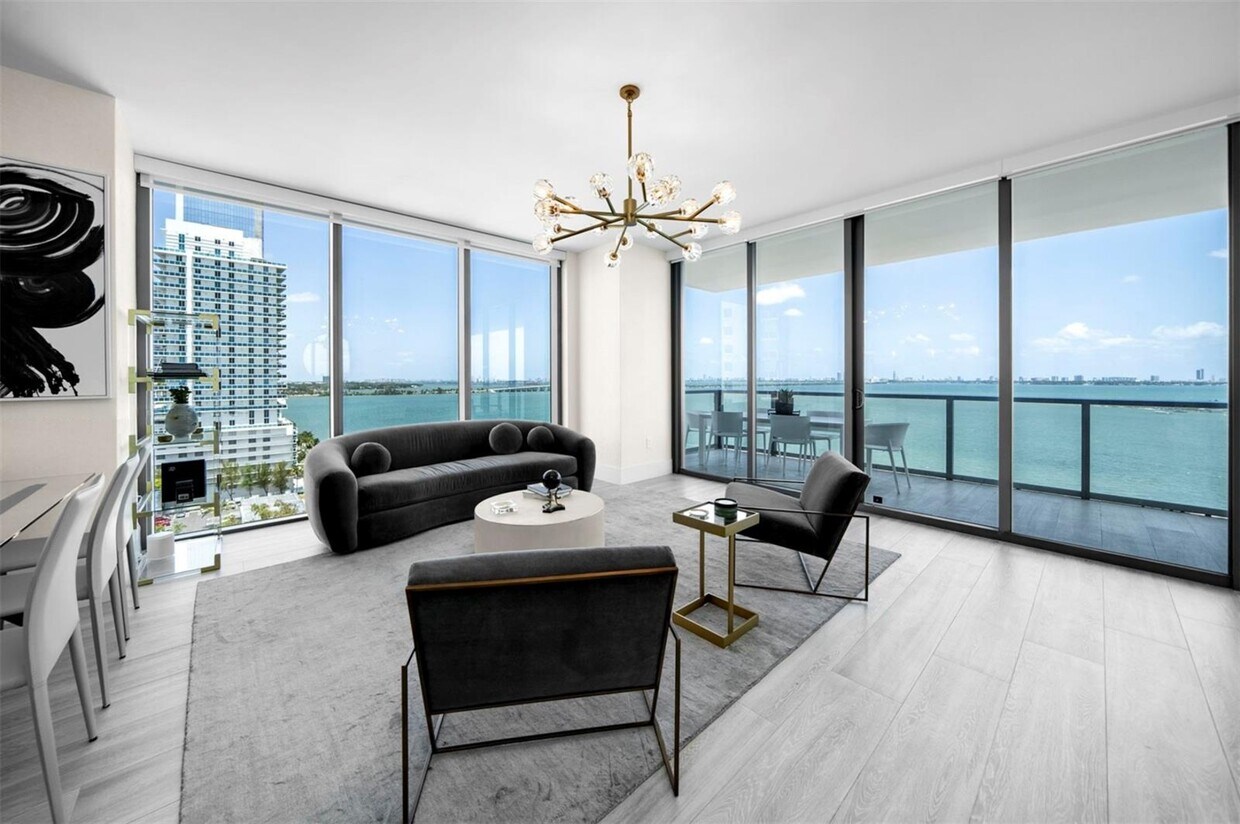 Foto principal - 788 NE 23rd St
