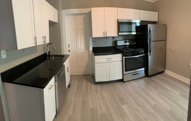 Building Photo - 33 Saint John Ave