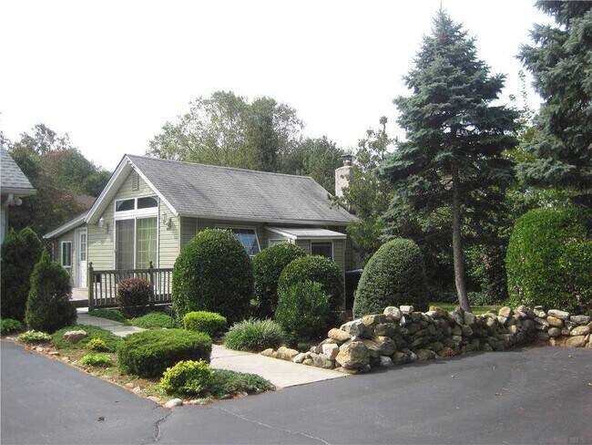 Foto del edificio - 1600 Wantagh Ave