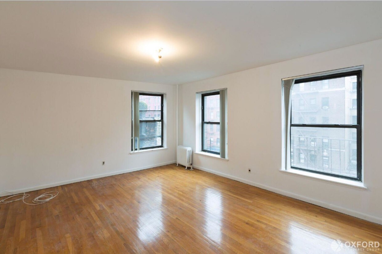Foto principal - 231 West 96th Street