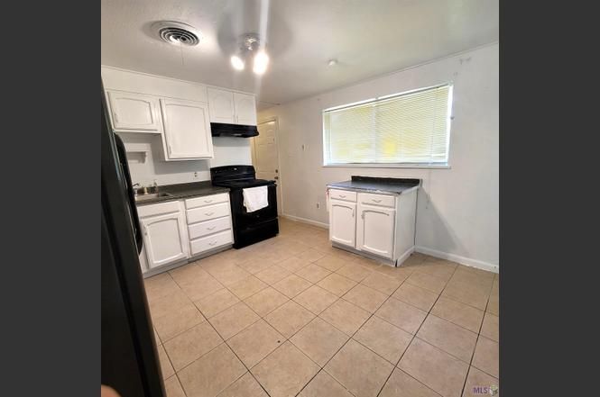 Building Photo - 11570 Baylor Dr