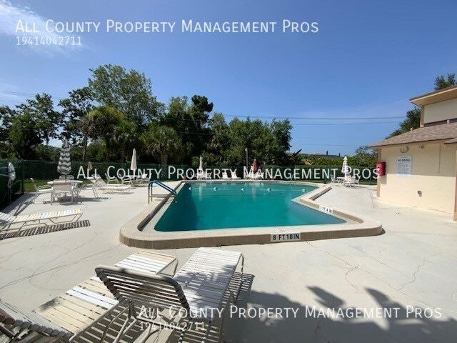 Building Photo - Villa Style Condo With Dual Master Suites,...