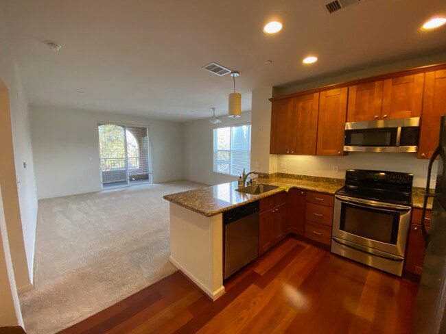 Building Photo - 1445 Fruitdale Ave
