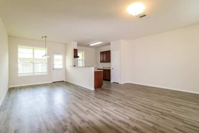 Foto del edificio - 9735 Piave Drive