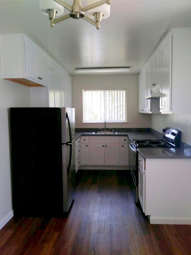 Foto del edificio - 3285 Homestead Rd
