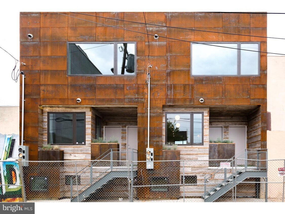 Foto principal - 1308 N Hope St