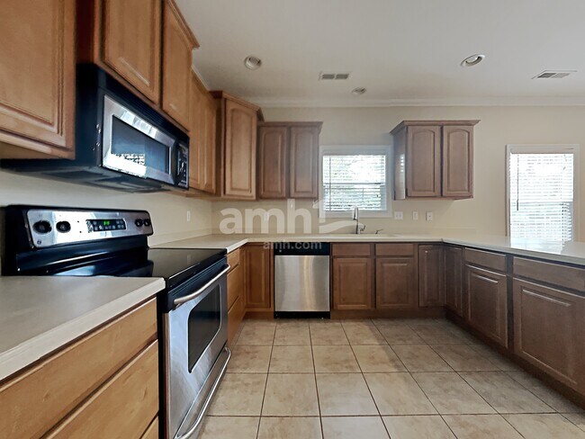 Foto del edificio - 1641 Silver Oak Ln