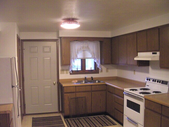 Foto del edificio - 513 Hollister Ave