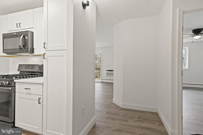 Building Photo - 120 N Bethlehem Pike