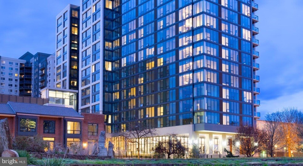 Foto principal - 450 N 18th St