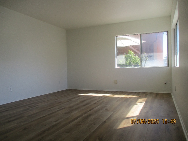 Building Photo - 407 Arenoso Ln