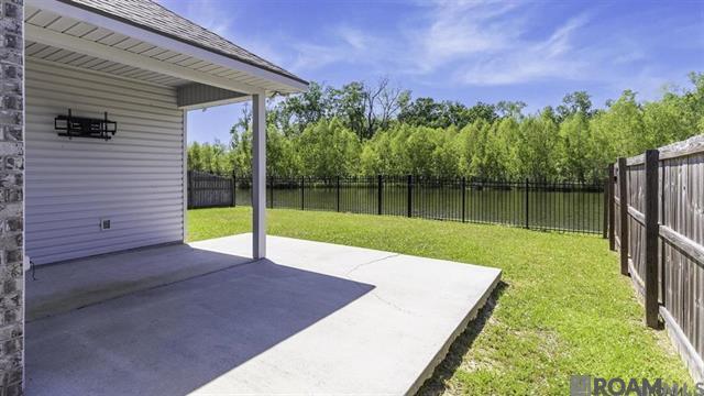 Foto del edificio - 1244 Shadow Bluff Dr