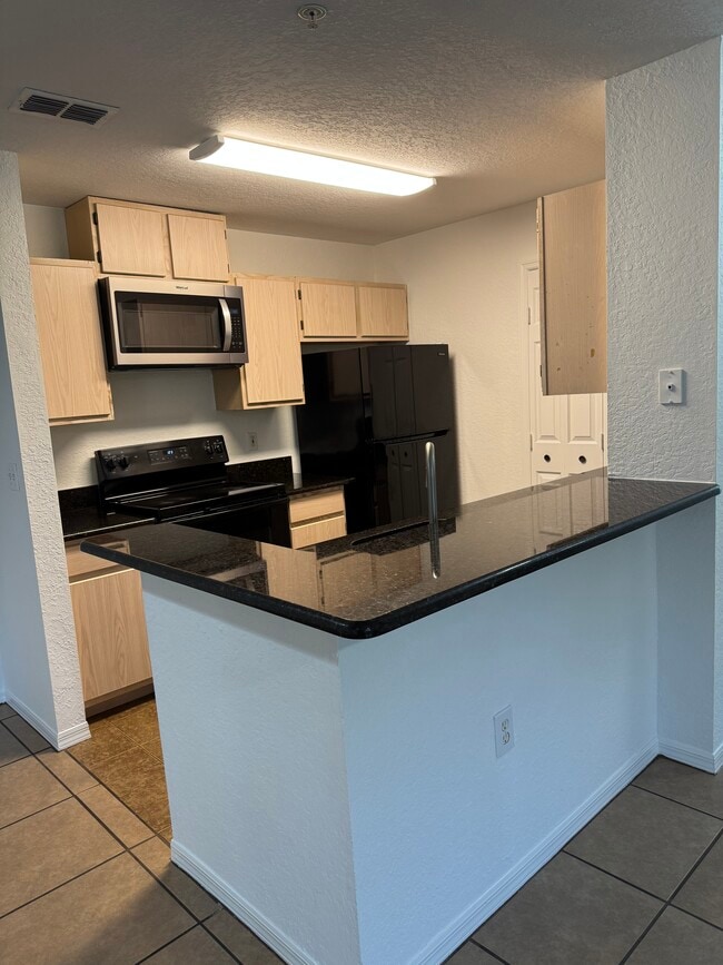 Building Photo - 7417 Vista Way