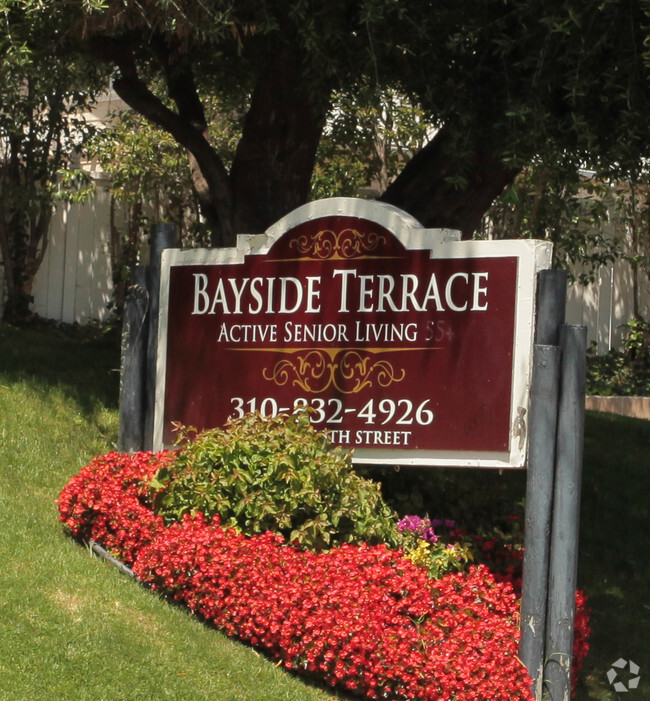 Foto del edificio - Bayside Terrace Senior Apartments