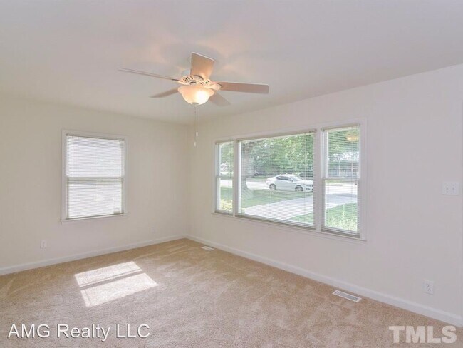 Foto del edificio - 3 br, 1 bath House - 2322 McKinney Street