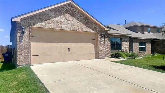 Building Photo - 3018 Hereford Dr