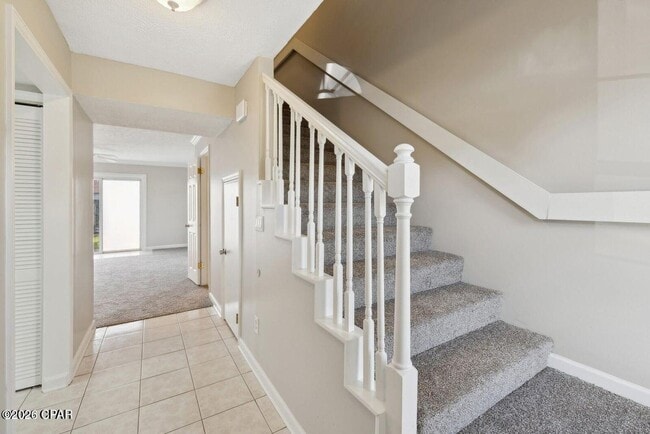 Building Photo - 6601 Pridgen St