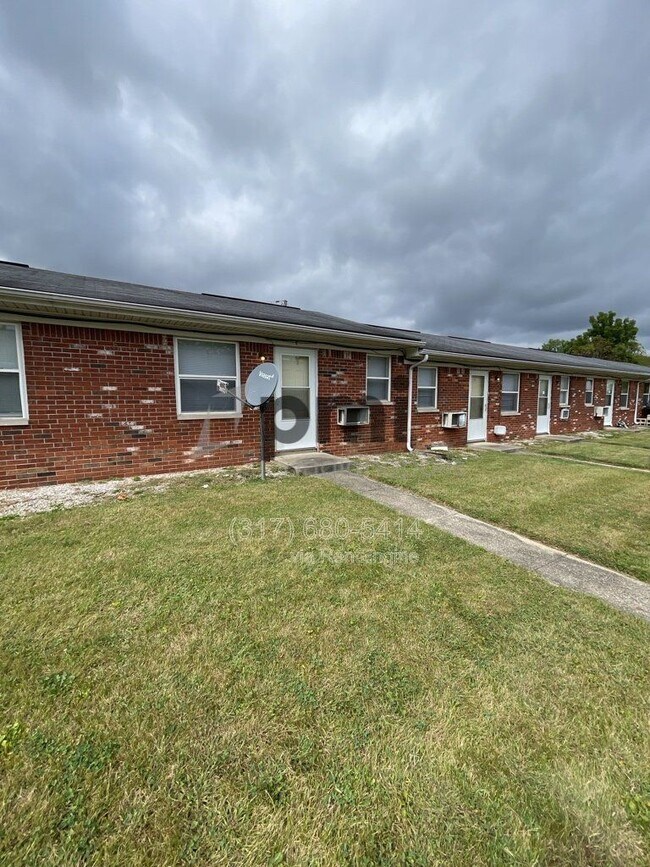 Building Photo - 122 W William Dr