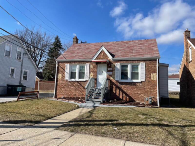 18146 Chicago Ave, Lansing, IL 60438 House Rental in Lansing, IL