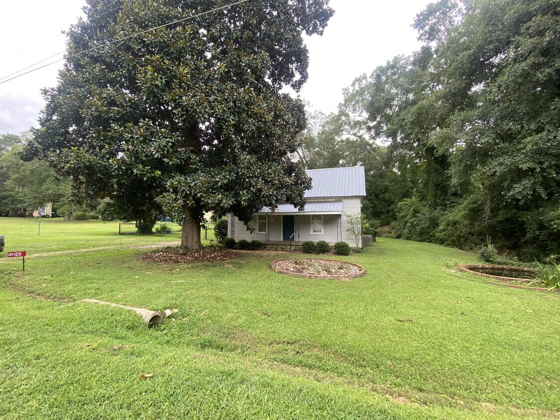 120 W Thompson St, Bogart, GA 30622 House Rental in Bogart, GA