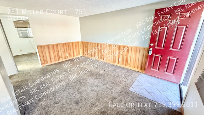 Building Photo - 751 Miller Ct