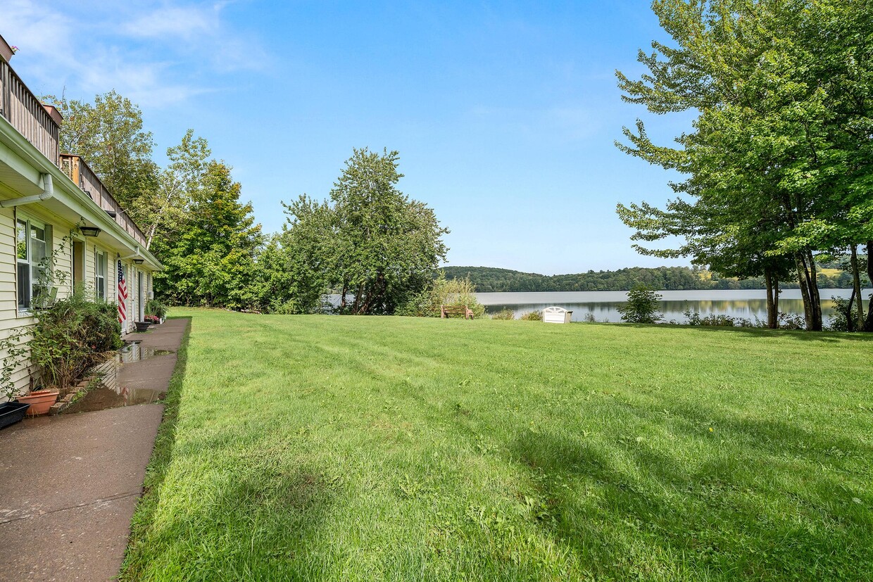 Primary Photo - Kiamesha Lake