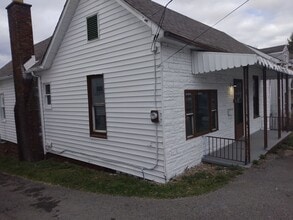 Building Photo - 616 Buckhannon Ave