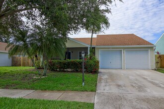 Building Photo - 7870 Blackwood Ln