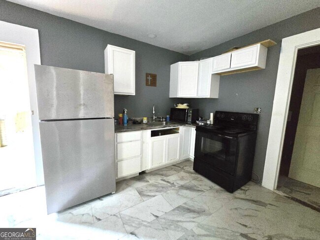 Foto del edificio - 947 Troupe St