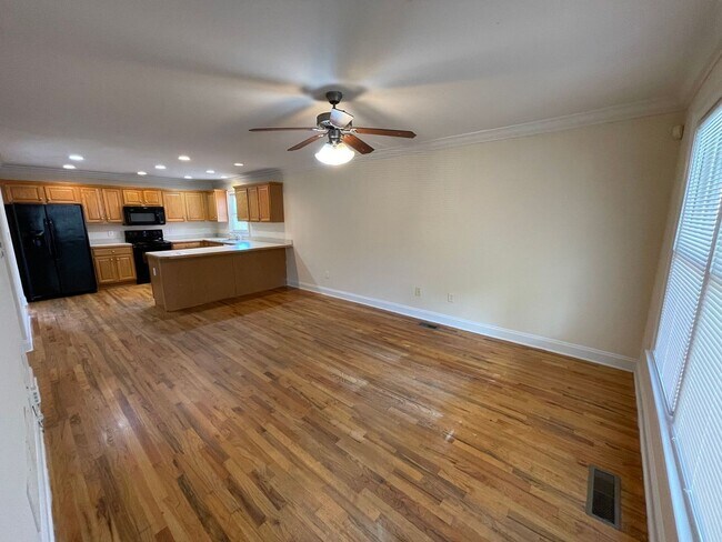 Photo - PRE-LEASING FOR AUGUST 2026! House