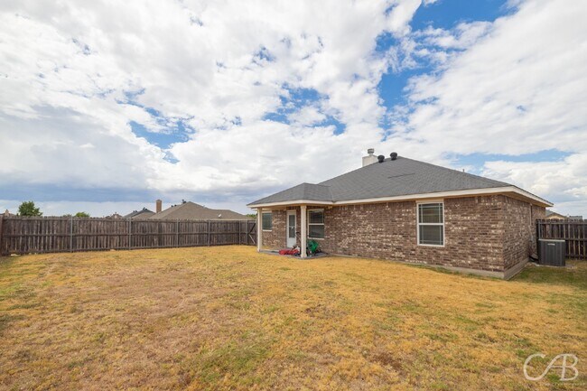 Foto del edificio - Come and See!