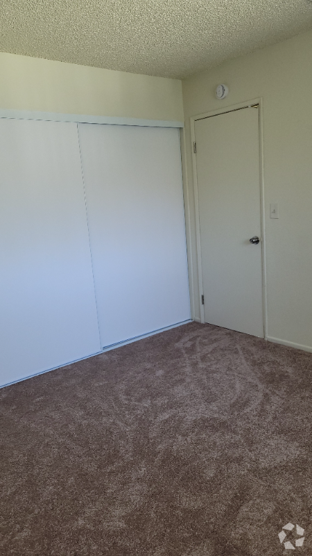 Building Photo - 15531 Barranca Way