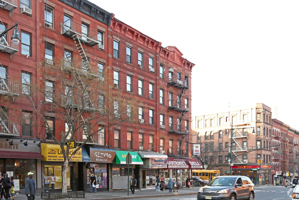 Building Photo - 934 Columbus Ave