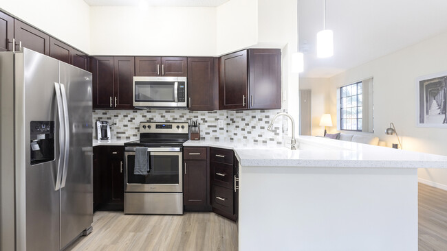 Foto del edificio - 5475 Enclave Crossing Way