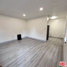 Building Photo - 11223 Emelita St