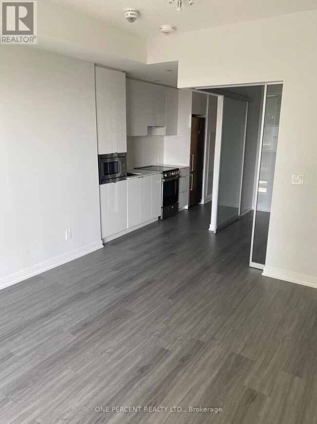 Building Photo - 49 E Liberty St